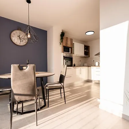 Kailani Luxury Central 3 Bedroom, 3 Bathroom Apartment With A Sunny Balcony Zadar Exterior photo