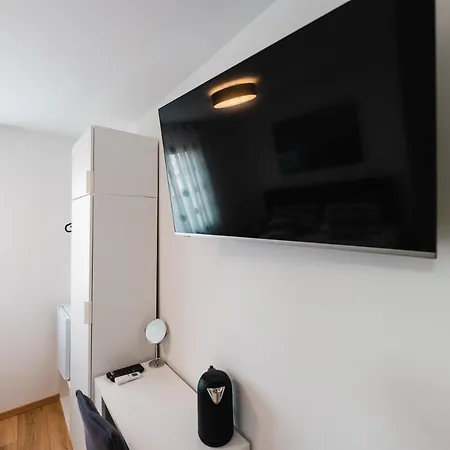 Kailani Luxury Central 3 Bedroom, 3 Bathroom Apartment With A Sunny Balcony Zadar Exterior photo