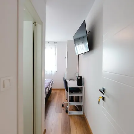 Kailani Luxury Central 3 Bedroom, 3 Bathroom Apartment With A Sunny Balcony Zadar Exterior photo