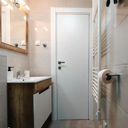 Kailani Luxury Central 3 Bedroom, 3 Bathroom Apartment With A Sunny Balcony Zadar Exterior photo