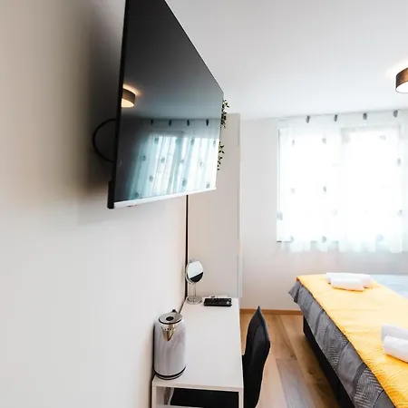 Kailani Luxury Central 3 Bedroom, 3 Bathroom Apartment With A Sunny Balcony Zadar Exterior photo
