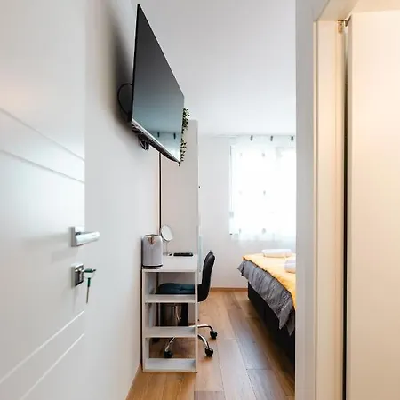 Kailani Luxury Central 3 Bedroom, 3 Bathroom Apartment With A Sunny Balcony Zadar Exterior photo