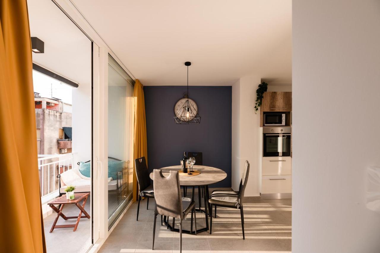 Kailani Luxury 3 Bedroom, 3 Bathroom With A Sunny Balcony