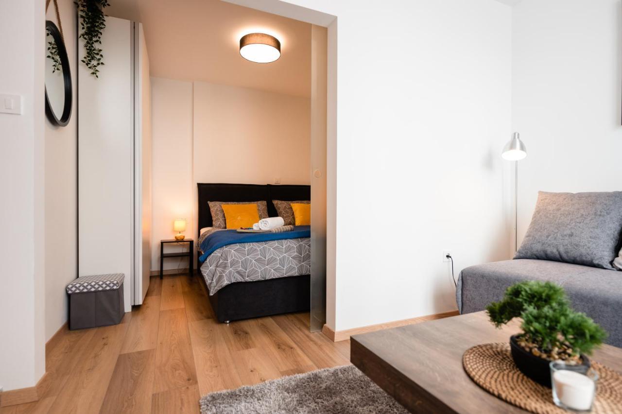 Kailani Luxury 3 Bedroom, 3 Bathroom With A Sunny Balcony