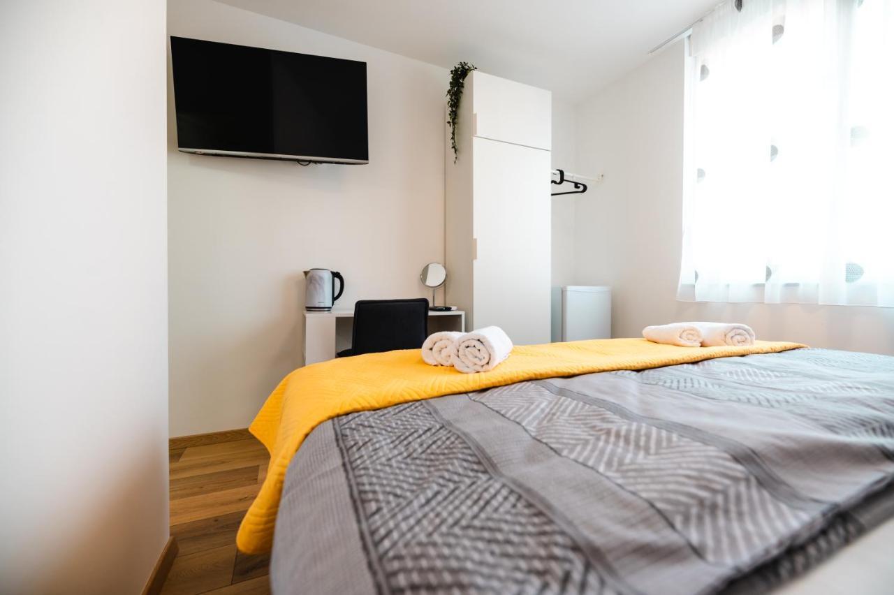 Kailani Luxury 3 Bedroom, 3 Bathroom With A Sunny Balcony * Zadar