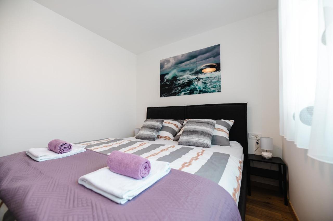 Apartmán Kailani Luxury 3 Bedroom, 3 Bathroom With A Sunny Balcony