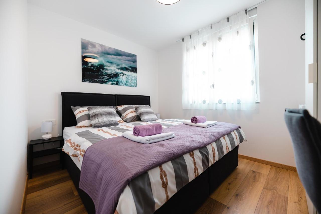 Kailani Luxury 3 Bedroom, 3 Bathroom With A Sunny Balcony Zadar